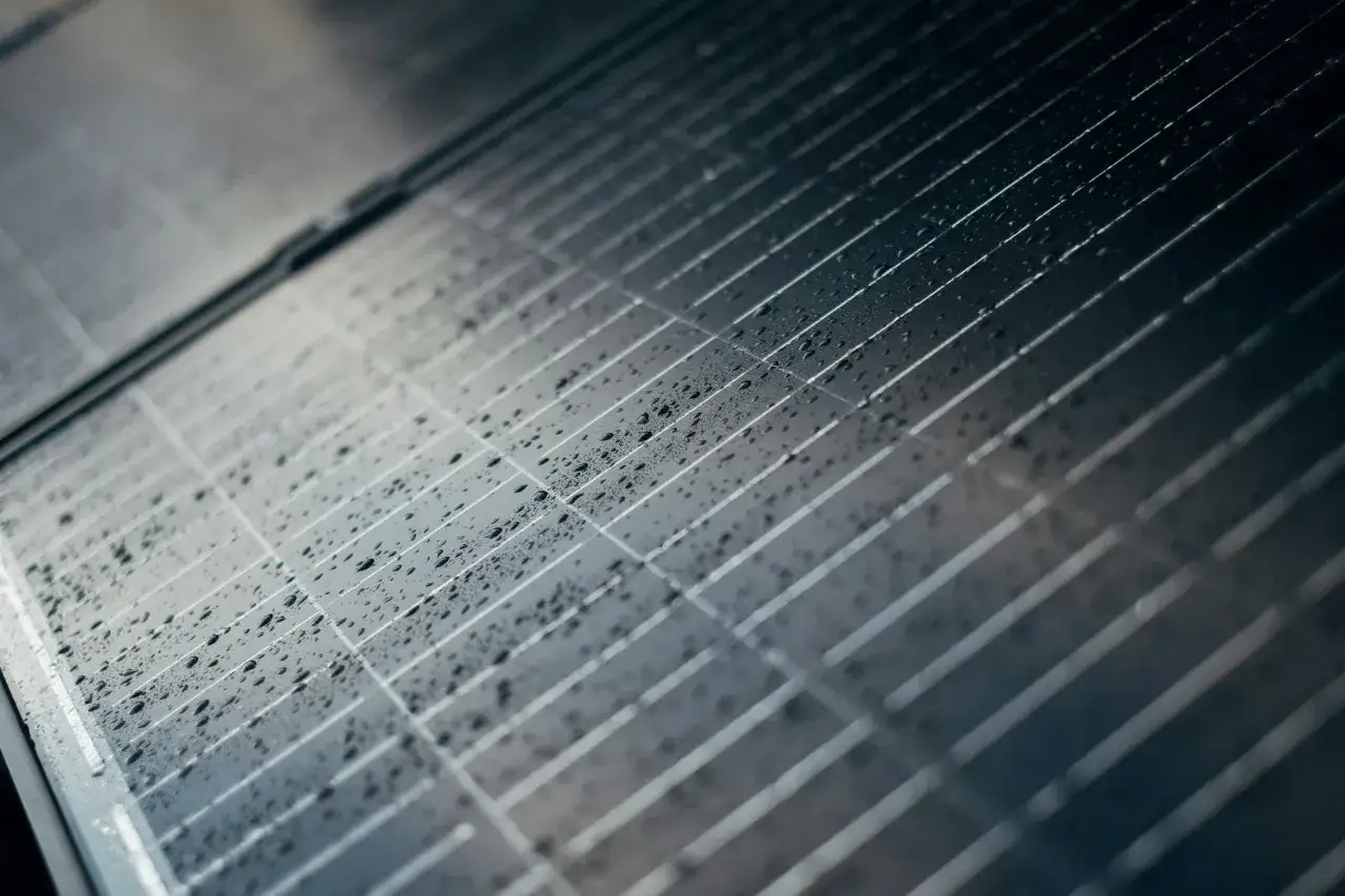 Wpływ orientacji i nachylenia dachu na wydajność instalacji fotowoltaicznej