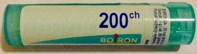 Arsenicum album w homeopatii: skutki, zastosowania i opinie pacjentów