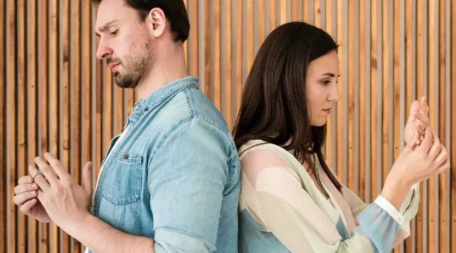 Jak rozmawiać z żoną w kryzysie – kluczowe wskazówki dla małżonków