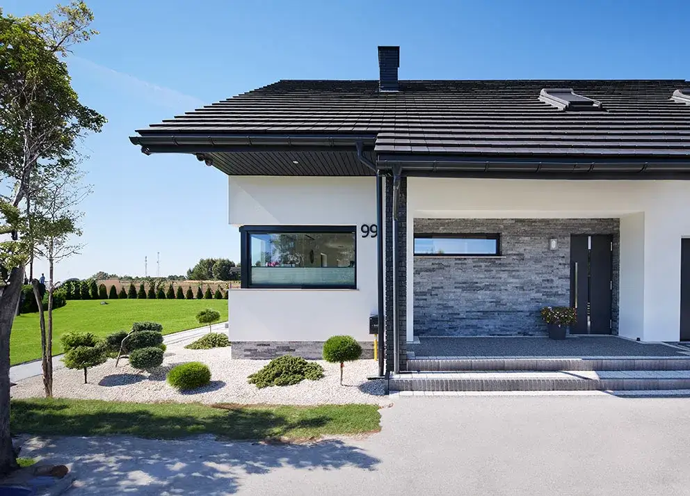 Jakie wymiary okien do domu parterowego zapewnią funkcjonalność i styl?