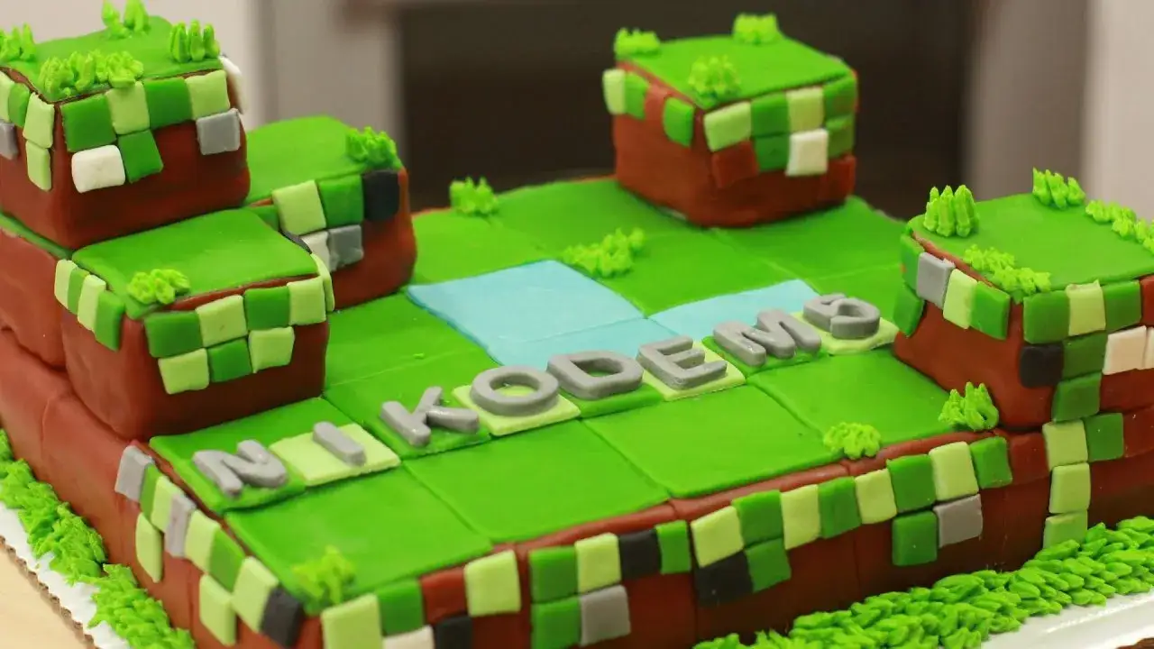 Jak zrobić tort w stylu Minecraft - łatwy przepis na urodziny