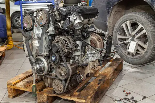 Co grozi za swap silnika – kary, konsekwencje prawne i formalności