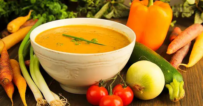 Recette soupe légumes Thermomix : facile et délicieuse en un rien de temps