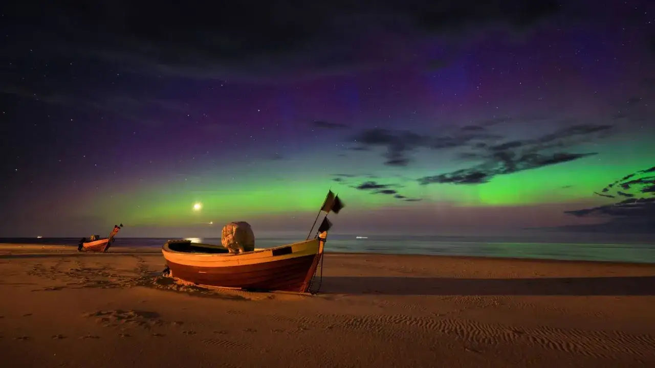 Na czym polega zjawisko zorzy polarnej? Odkryj jego tajemnice i piękno