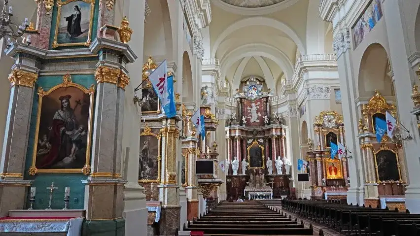 Sanktuarium Matki Bożej Piekarskiej – historia, msze i ciekawostki dla pielgrzymów