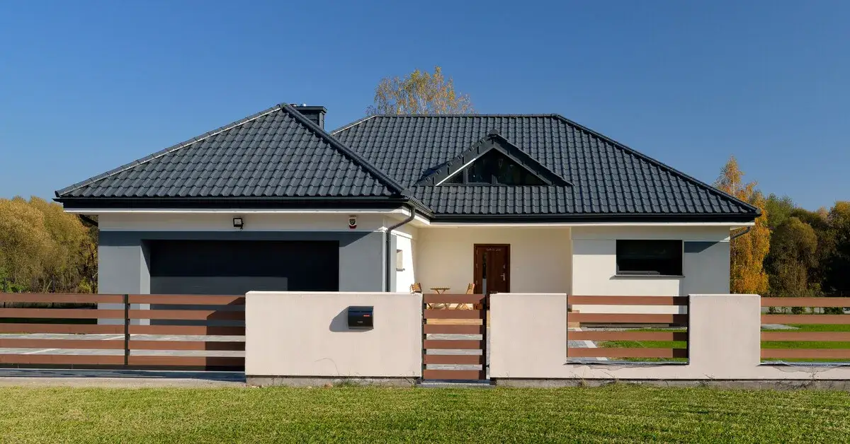 Ile waży paleta dachówki? Odkryj, co wpływa na jej wagę