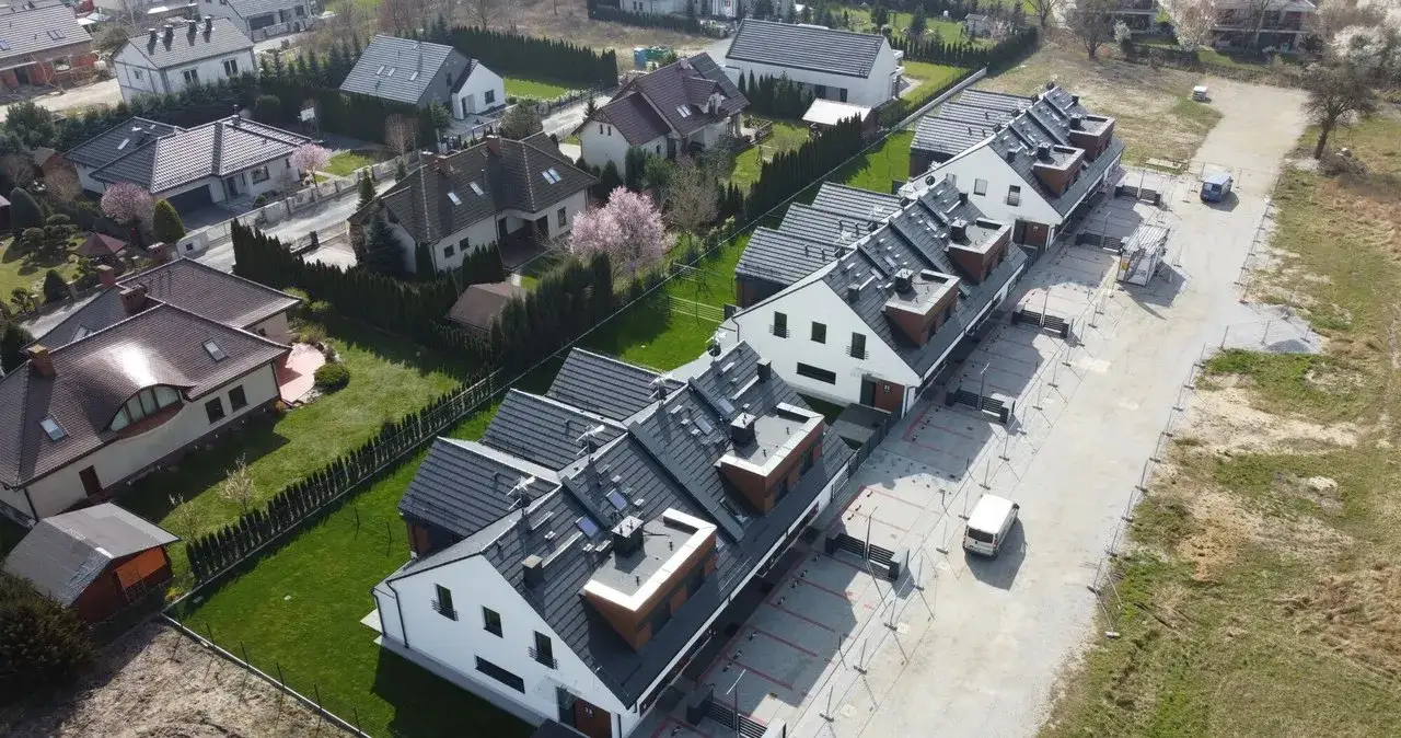 Jak złodzieje obserwują mieszkania i jak się przed tym bronić