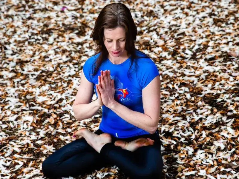 Czym jest joga dla katolika i jak uniknąć konfliktu z wiarą?