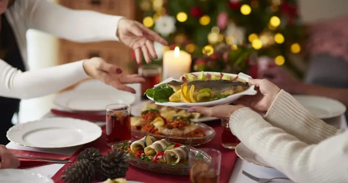 Czy jedzenie mięsa w Wigilię to grzech? Odkryj prawdę o tradycji