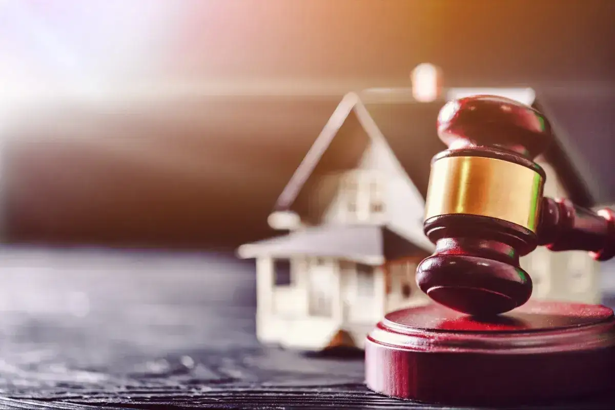 Czy sąd wysyła postanowienie o nabyciu spadku? Sprawdź, jak je uzyskać