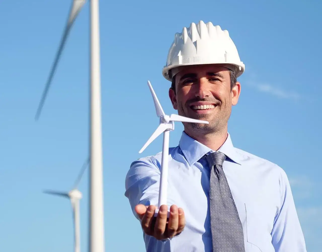 Ile zarabia serwisant turbin wiatrowych? Zaskakujące fakty o pensjach