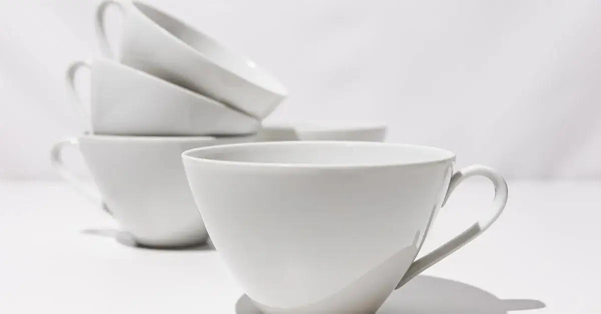 Kubek dla taty ze zdjęciem: Jak wzruszyć ojca wyjątkową pamiątką?