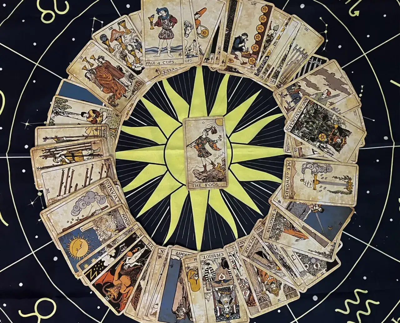 Czy karty tarota mówią prawdę? Odkryj ich rzeczywistą moc i znaczenie