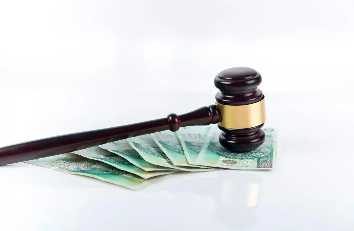 Ile kosztuje złożenie apelacji w sądzie? Sprawdź ukryte wydatki