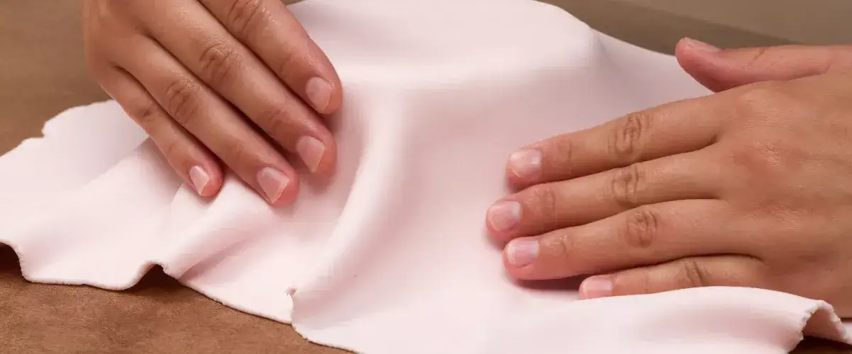 Ile masy cukrowej na tort? Sprawdź, ile potrzebujesz na różne rozmiary