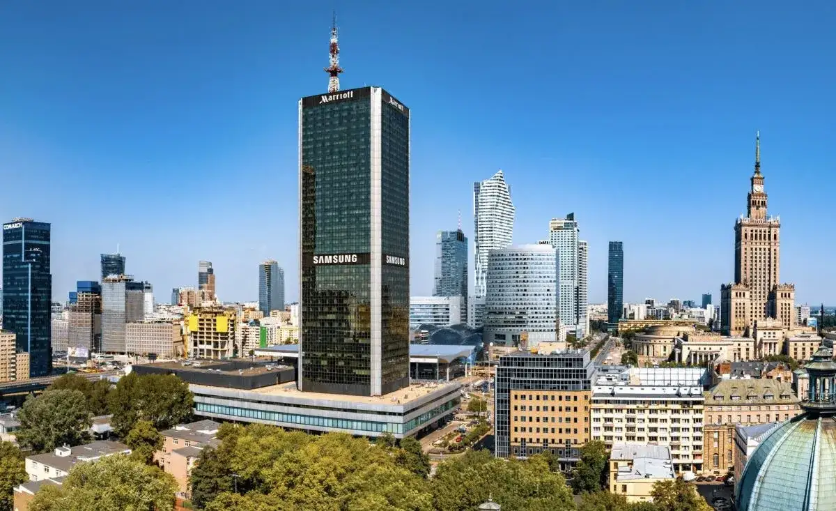 Hotel Marriott w Warszawie - kiedy powstał i jak wyglądała budowa