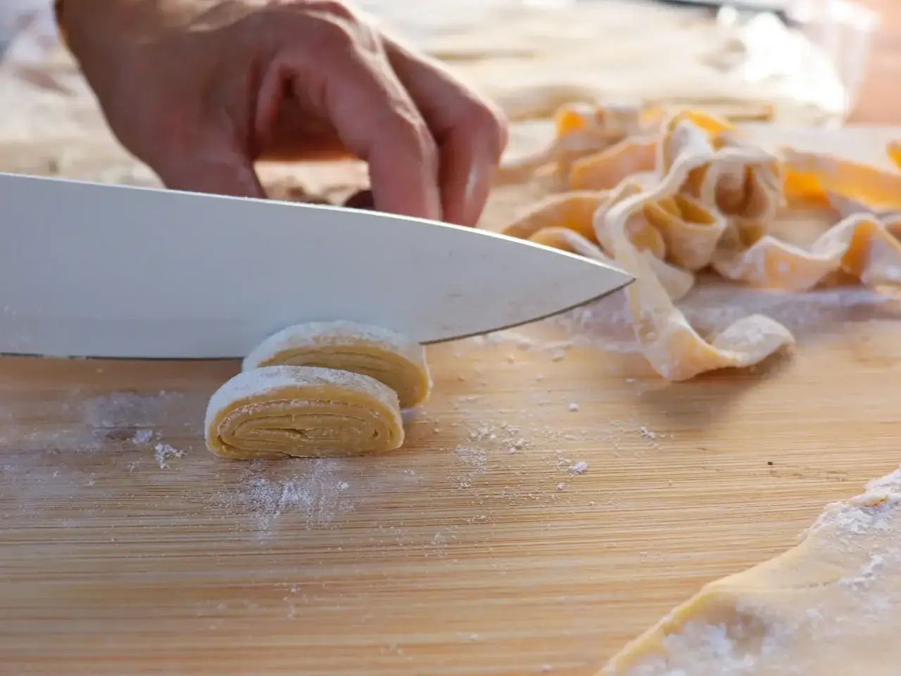 Nudeln selber machen: Einfache Anleitung für perfekte Pasta zu Hause