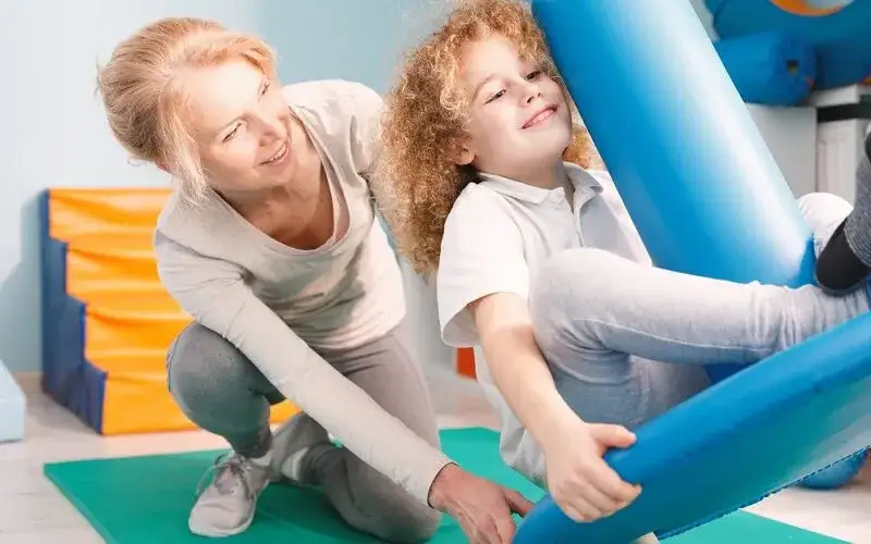 Praca terapeuty integracji sensorycznej w Warszawie - oferty i wymagania
