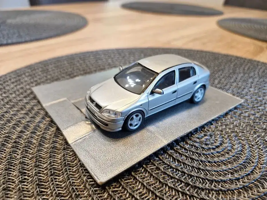 Najlepsze modele zabawek Opel Astra G - szczegóły i unikalne wersje