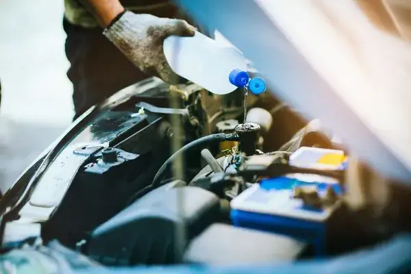 Czym wyczyścić chłodnicę? Skuteczne metody i najczęstsze błędy