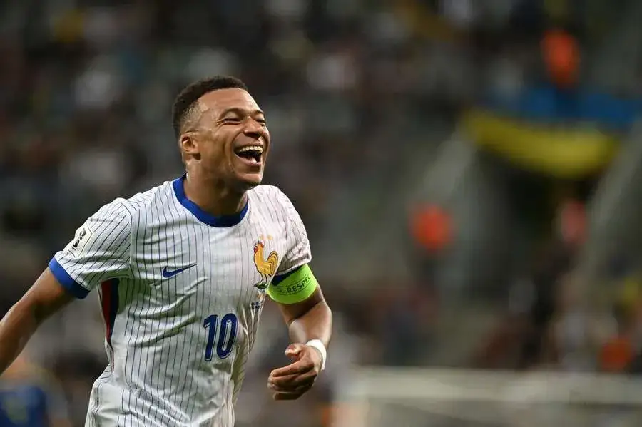 Kylian Mbappé statystyki: Zaskakujące osiągnięcia i forma napastnika