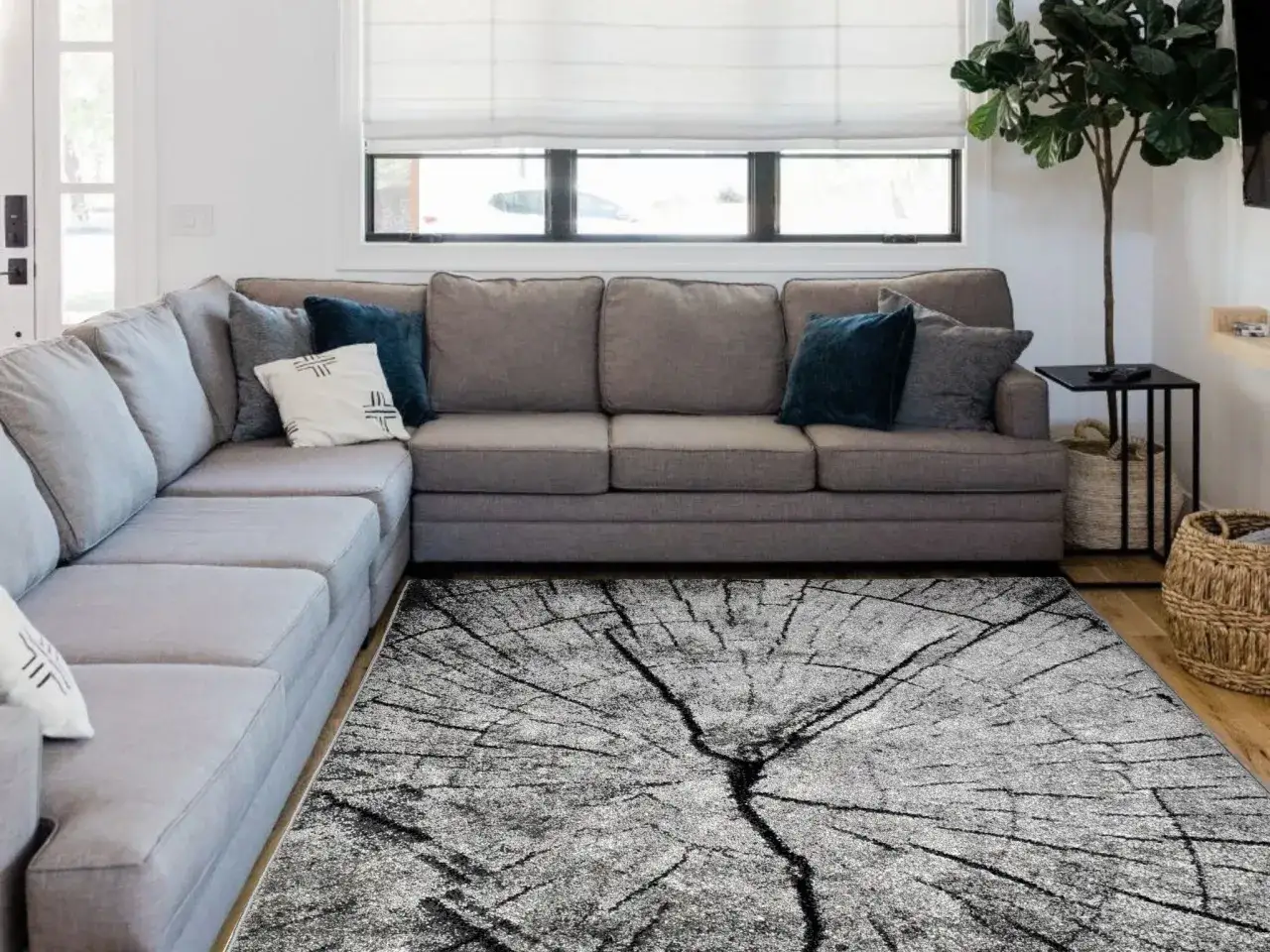 Dywan do szarej kanapy i dębu: Stwórz harmonię w salonie!