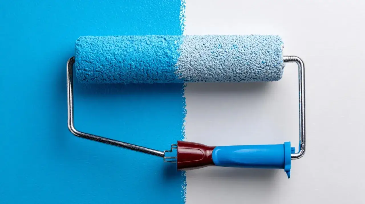 Malowanie natryskowe czy wałkiem? Porównanie, które rozwieje wątpliwości