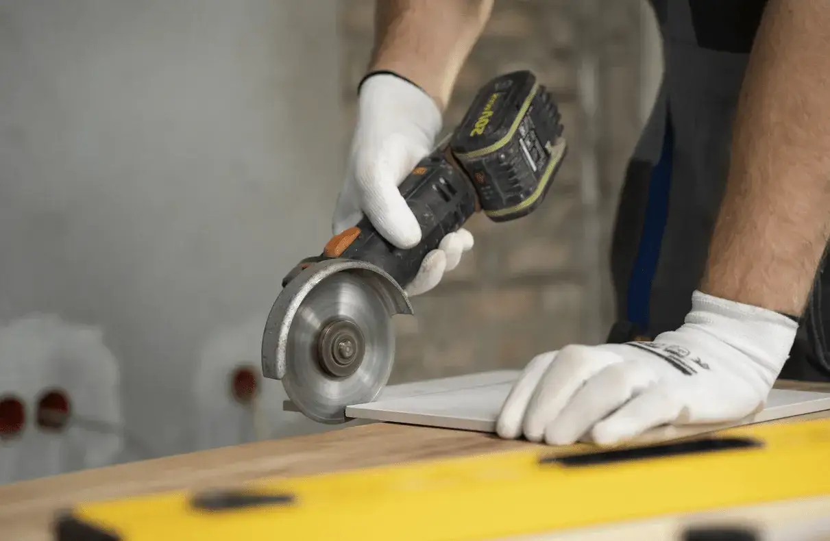 Remont w sobotę: do której godziny? Sprawdź zasady i uniknij kłopotów