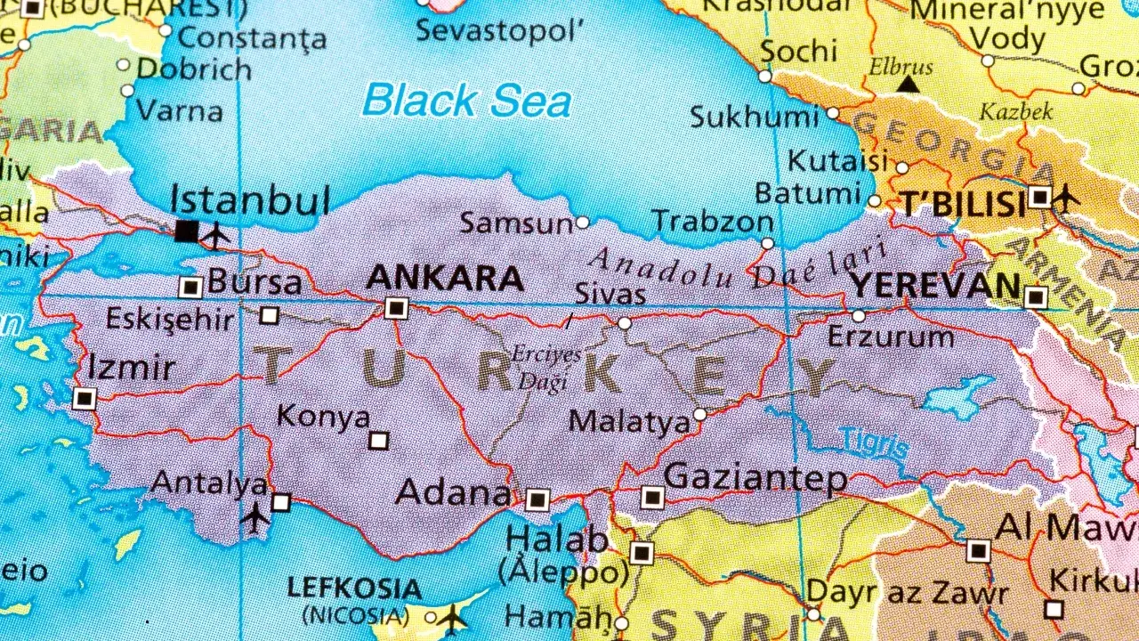 Turcja gdzie leży? Odkryj jej niezwykłe położenie w Azji i Europie