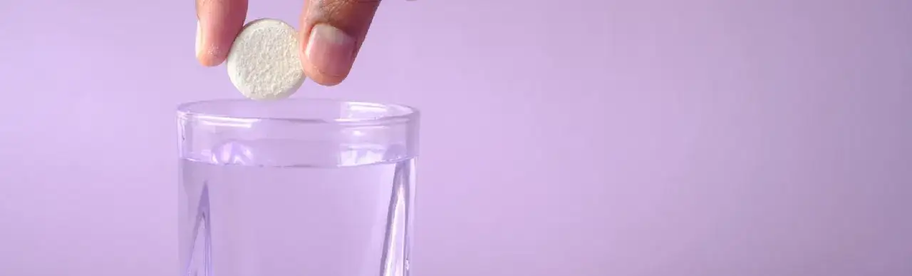 Jakie elektrolity dla seniora pomogą uniknąć odwodnienia i poprawić zdrowie