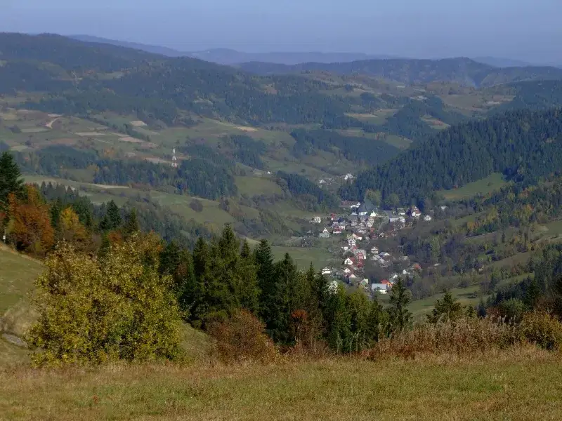 Najlepsze atrakcje w Ochotnicy Górnej, które musisz zobaczyć