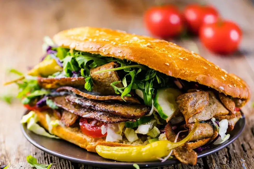 Pizza czy kebab: Co jest zdrowsze i mniej kaloryczne?