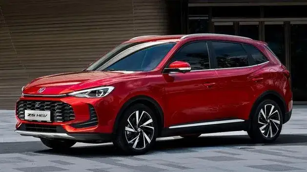 Jaki SUV mało pali? TOP modele, hybryda vs diesel wybierz mądrze