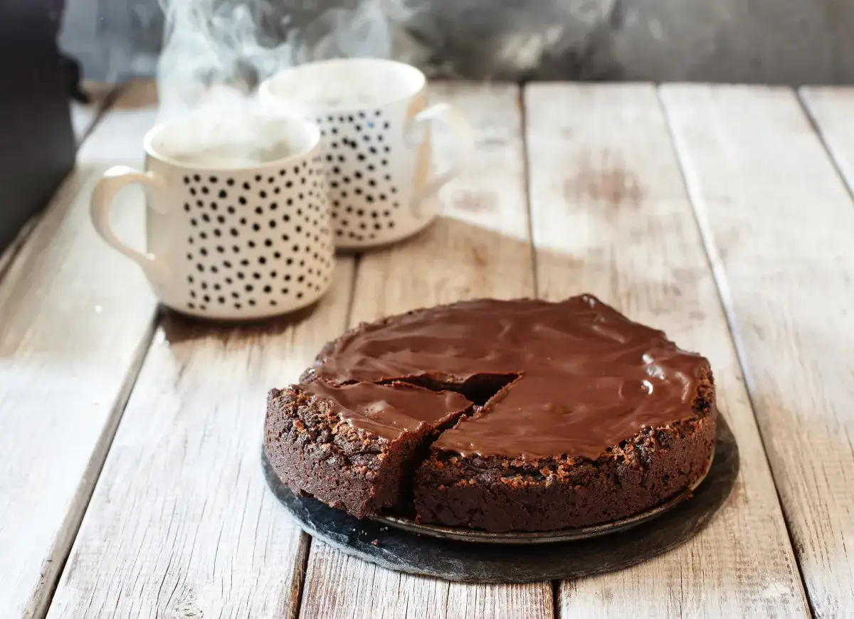 Gorzkie ciasto kakaowe? Poznaj przyczyny i ratuj swój wypiek!