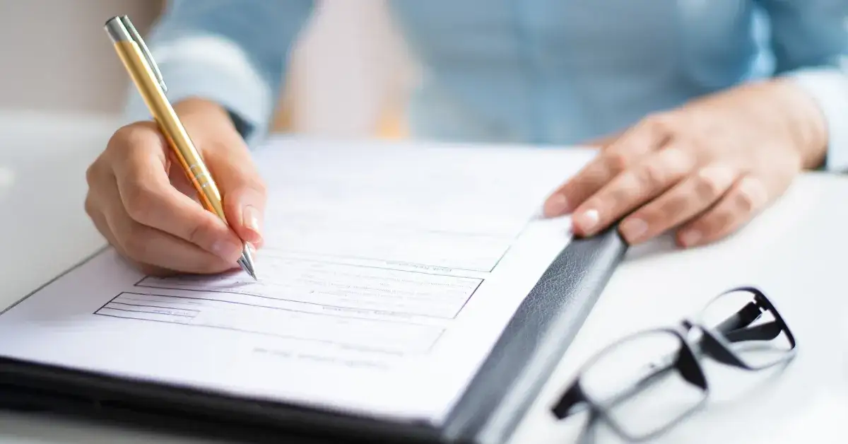 Jak założyć KRS dla chorego dorosłego i uniknąć problemów z dokumentacją