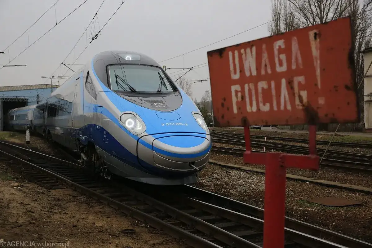 Pociąg EIC PKP Intercity: Komfort między Pendolino a IC? Sprawdź!