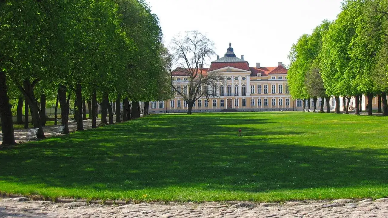 Rogalin atrakcje - odkryj najpiękniejsze miejsca w tej okolicy