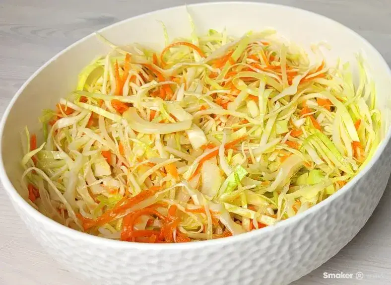 Jaką surówkę do polędwiczek w sosie kurkowym? Sprawdzone przepisy