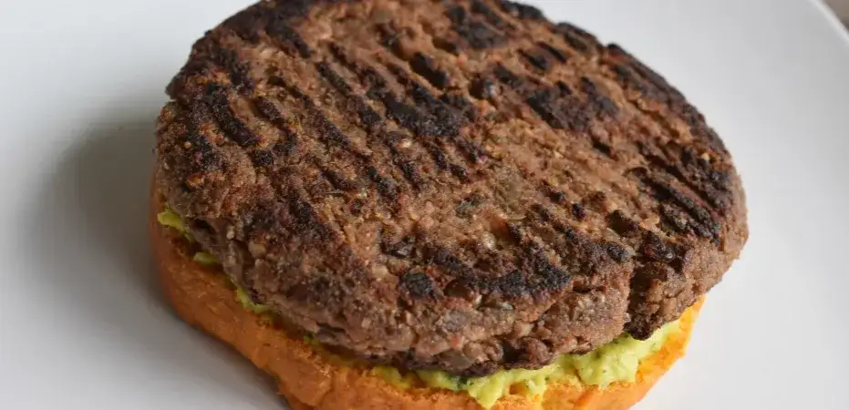 Burger végan maison : la recette ultime pour un délice bluffant !