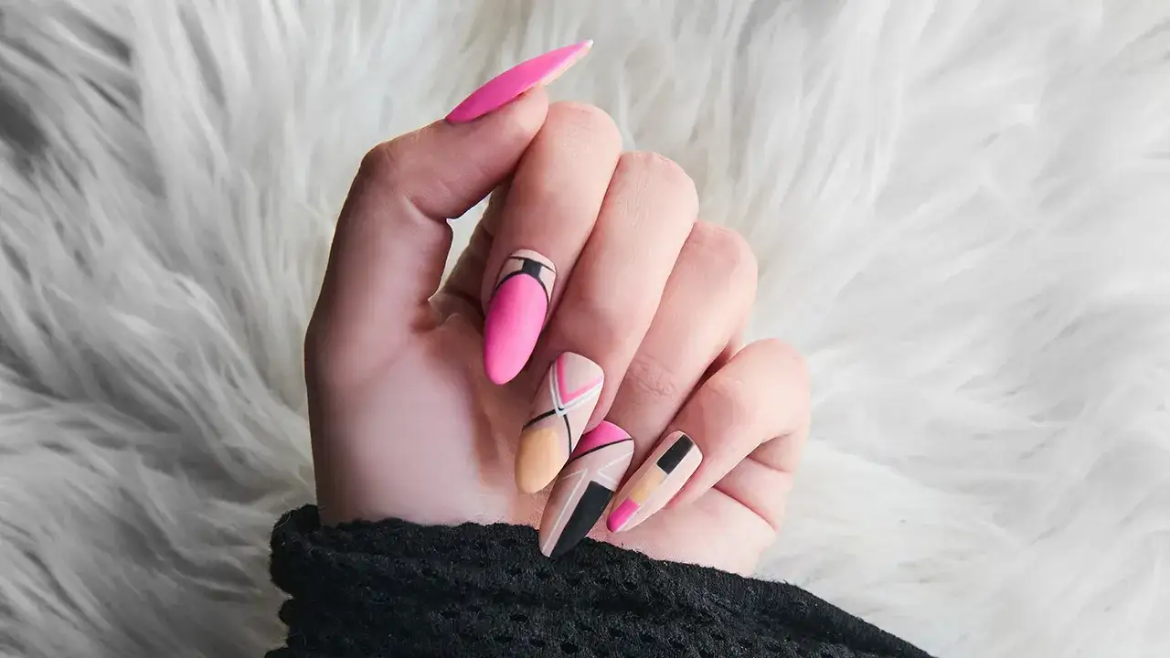 Jak zadbać o paznokcie po hybrydzie: 8 skutecznych metod