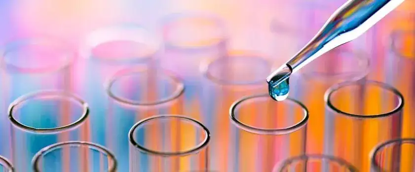 Kwas moczowy badanie z krwi czy z moczu - co wybrać i dlaczego?