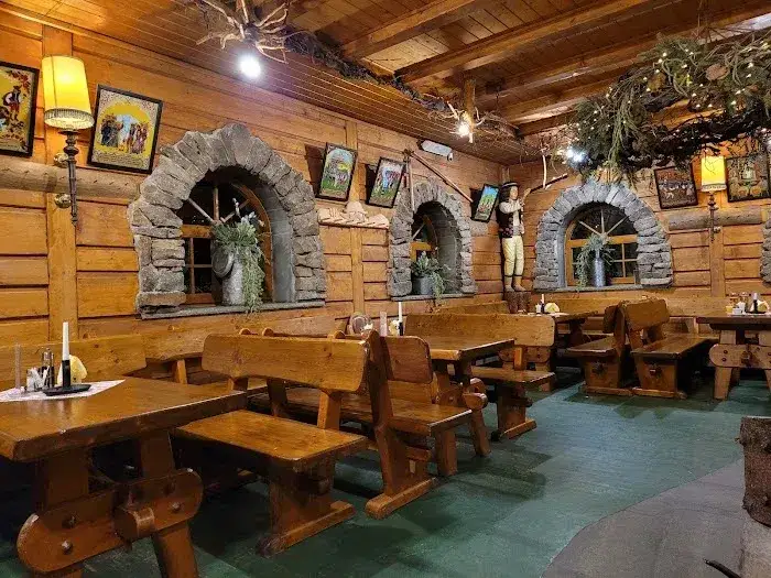 Najlepsze restauracje w Wiśle: Gdzie zjeść dobrze i tanio?
