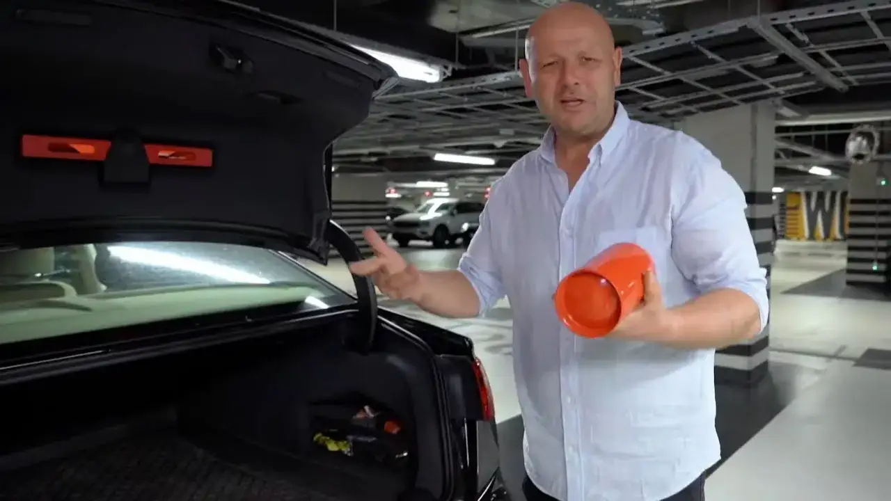 Jak zamontować gaśnicę w samochodzie, aby zapewnić bezpieczeństwo?