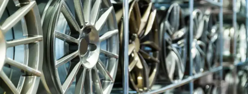 Ile kosztuje wysyłka felg aluminiowych? Sprawdź, by zaoszczędzić!