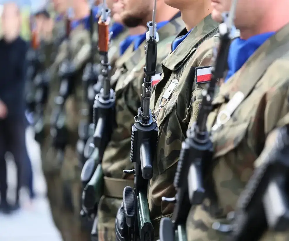 Jak zostać oficerem wojska po studiach cywilnych - kluczowe informacje