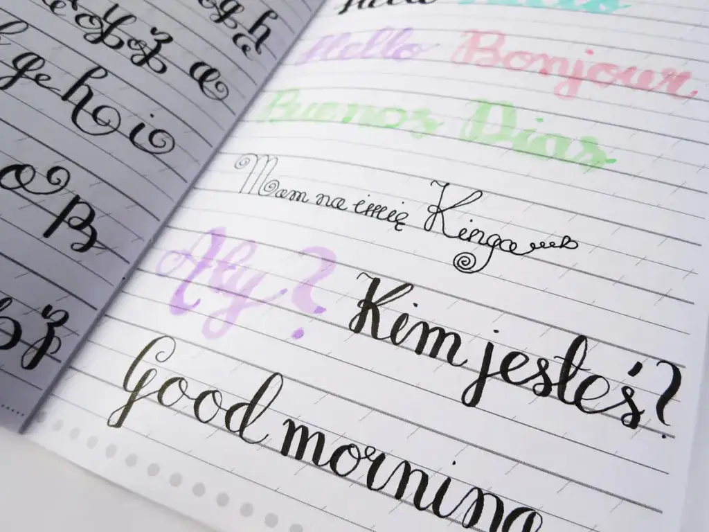 Jak pisać w zeszycie w kratkę, aby notatki były czytelne i estetyczne