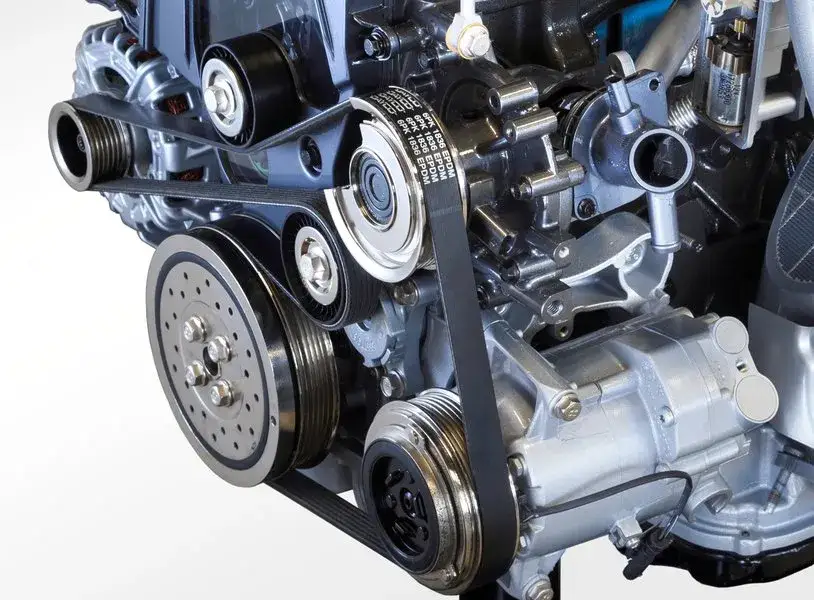 Co napędza pasek alternatora? Jak działa i co wpływa na jego zużycie w samochodzie