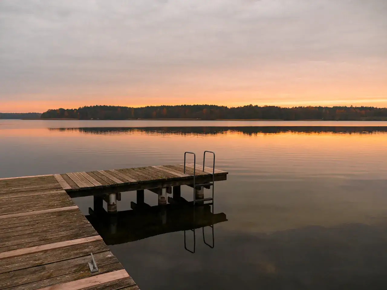 Pojezierze Drawskie: Jeziora, kajaki, zabytki. Czy to lepsze niż Mazury?