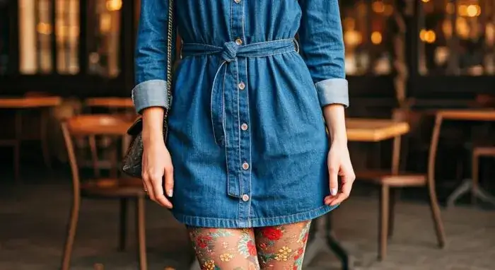 Jaki kolor rajstop do jeansowej sukienki, aby wyglądać stylowo?
