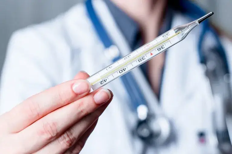 Ile dni przysługuje zasiłku na opiekę nad chorą żoną w Polsce?